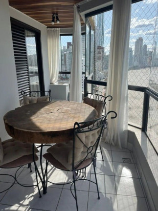 Apartamento com 2 Quartos para Alugar, 198 m² em Centro - Balneário Camboriú