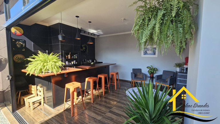 Imagem Casa com 2 Quartos à Venda, 312 m² em Costeira - Balneário Barra Do Sul Imagem Casa com 2 Quartos à Venda, 312 m² em Costeira - Balneário Barra Do Sul