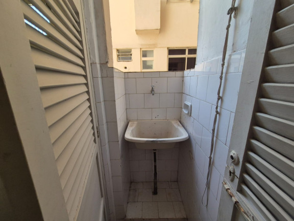 Imagem Apartamento com 1 Quarto à Venda,  em Copacabana - Rio De Janeiro