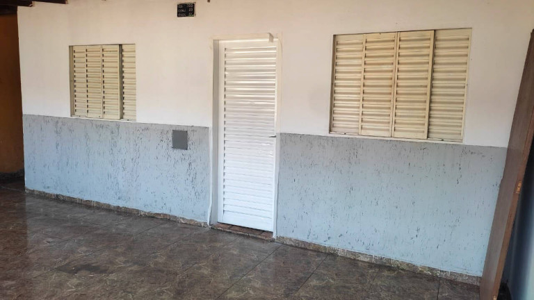 Imagem Casa com 2 Quartos para Alugar, em Recanto Das Emas - Brasília Imagem Casa com 2 Quartos para Alugar, em Recanto Das Emas - Brasília