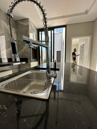 Imagem Casa de Condomínio à Venda, 155 m² em Condomínio Primor Das Torres - Cuiabá