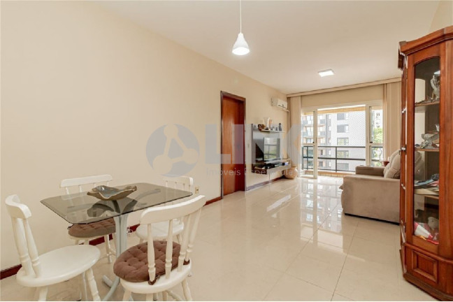Imagem Apartamento com 3 Quartos à Venda, 103 m² em Boa Vista - Porto Alegre Imagem Apartamento com 3 Quartos à Venda, 103 m² em Boa Vista - Porto Alegre