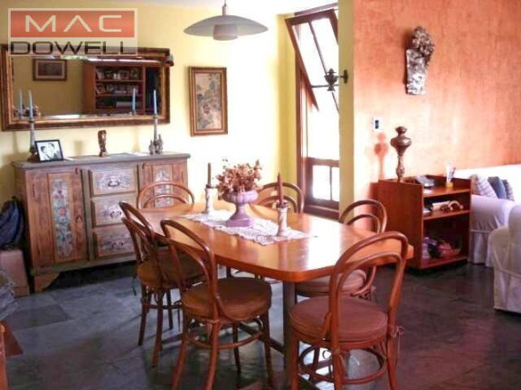Imagem Casa com 4 Quartos à Venda, 350 m² em Laranjeiras / Rio De Janeiro / Rj - Rio De Janeiro Imagem Casa com 4 Quartos à Venda, 350 m² em Laranjeiras / Rio De Janeiro / Rj - Rio De Janeiro