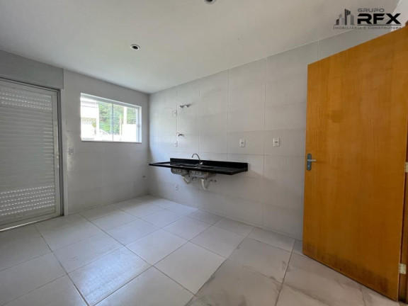 Imagem Casa com 4 Quartos à Venda, 140 m² em Itaipu - Niterói