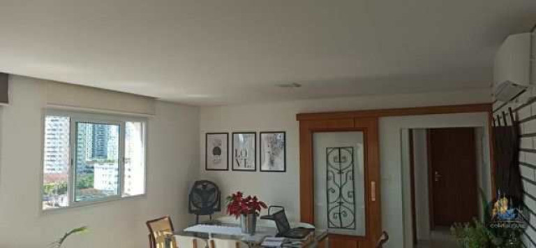 Imagem Cobertura com 3 Quartos à Venda, 208 m² em Marapé - Santos