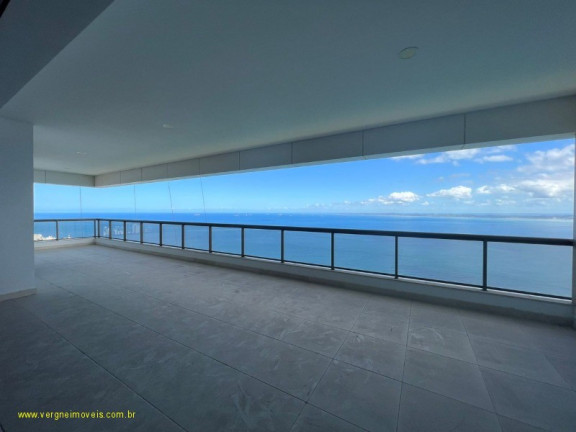 Imóvel com 4 Quartos à Venda, 460 m² em Vitória - Salvador