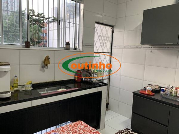 Imagem Casa com 4 Quartos à Venda, 140 m² em Grajaú - Rio De Janeiro Imagem Casa com 4 Quartos à Venda, 140 m² em Grajaú - Rio De Janeiro