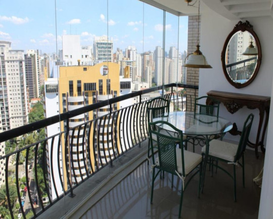 Cobertura com 3 Quartos à Venda, 277 m² em Vila Nova Conceição - São Paulo