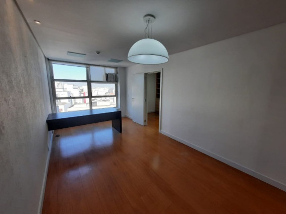 Sala Comercial à Venda, 40 m² em Bela Vista - São Paulo