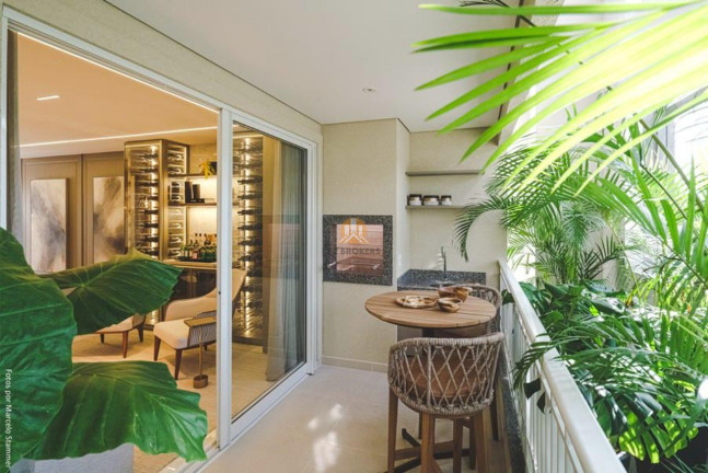 Imagem Imóvel com 3 Quartos à Venda, 152 m² em Juvevê - Curitiba Imagem Imóvel com 3 Quartos à Venda, 152 m² em Juvevê - Curitiba