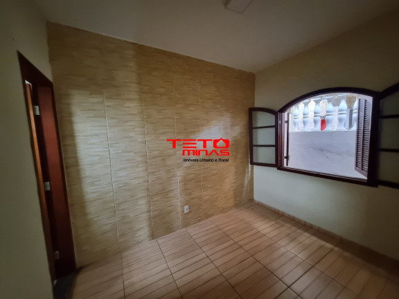 Imagem Casa com 3 Quartos à Venda, 136 m² em Solar Dos Lagos - São Lourenço