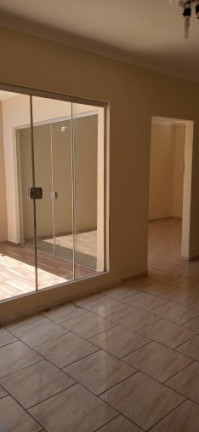 Imagem Casa com 3 Quartos para Alugar, 295 m² em Bauru Imagem Casa com 3 Quartos para Alugar, 295 m² em Bauru