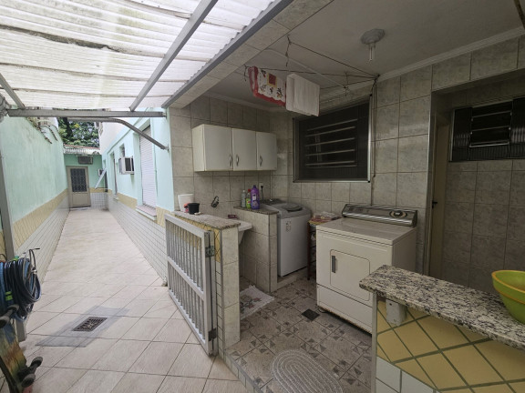 Imagem Casa com 4 Quartos à Venda, 285 m² em Embaré - Santos