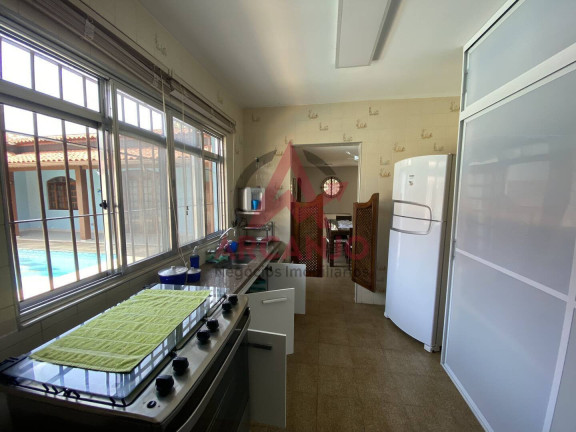Imagem Casa com 6 Quartos à Venda, 400 m² em Lagoinha - Ubatuba Imagem Casa com 6 Quartos à Venda, 400 m² em Lagoinha - Ubatuba