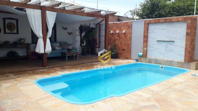 Imagem Sobrado com 4 Quartos à Venda, 209 m² em Universitário - Tijucas Imagem Sobrado com 4 Quartos à Venda, 209 m² em Universitário - Tijucas
