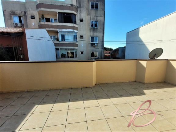 Imagem Sobrado com 3 Quartos à Venda, 231 m² em Centro - Balneário Camboriú
