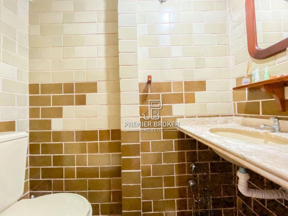 Imagem Casa com 4 Quartos à Venda, 114 m² em Alto - Teresópolis