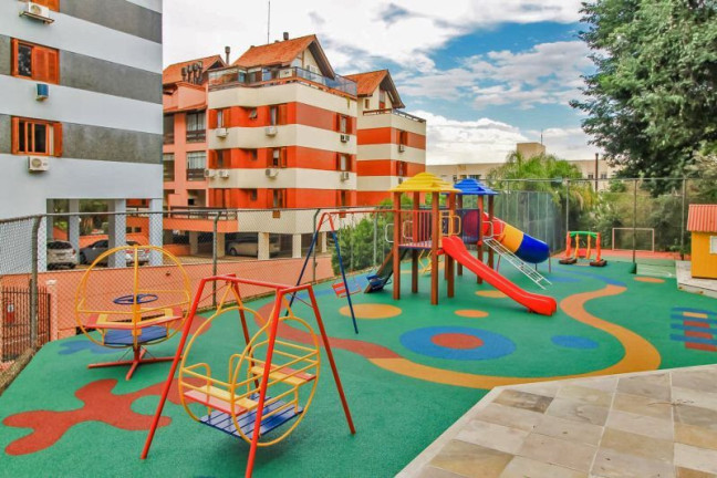 Imagem Imóvel com 4 Quartos à Venda, 135 m² em Ipanema - Porto Alegre