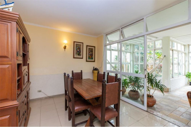 Imagem Casa com 7 Quartos à Venda,  em Granja Julieta - São Paulo