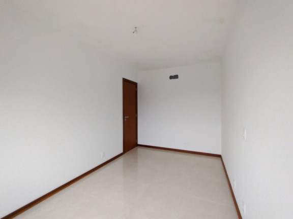 Imagem Imóvel com 3 Quartos à Venda, 112 m² em Tijuca - Teresópolis