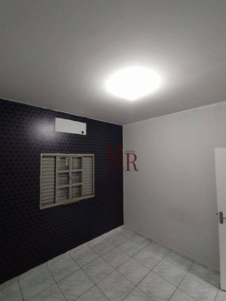 Imagem Casa com 2 Quartos à Venda, 52 m² em Parisi - Parisi