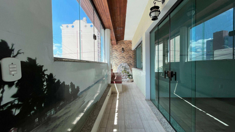 Imagem Casa com 3 Quartos para Alugar, 375 m² em Centro - Sorocaba