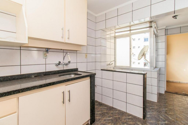 Imagem Imóvel com 3 Quartos à Venda, 99 m² em Centro Histórico - Porto Alegre Imagem Imóvel com 3 Quartos à Venda, 99 m² em Centro Histórico - Porto Alegre
