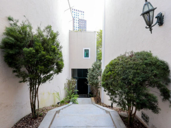 Imagem Casa com 4 Quartos à Venda, em Cidade Jardim - São Paulo Imagem Casa com 4 Quartos à Venda, em Cidade Jardim - São Paulo