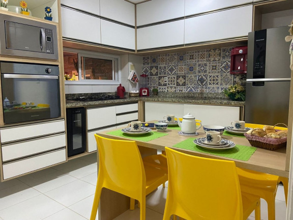 Imagem Casa com 4 Quartos à Venda, 200 m² em Buraquinho - Lauro De Freitas Imagem Casa com 4 Quartos à Venda, 200 m² em Buraquinho - Lauro De Freitas