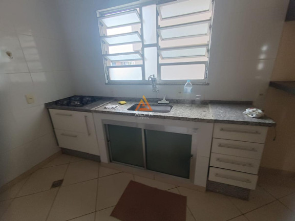 Imagem Cobertura com 3 Quartos à Venda, 166 m²