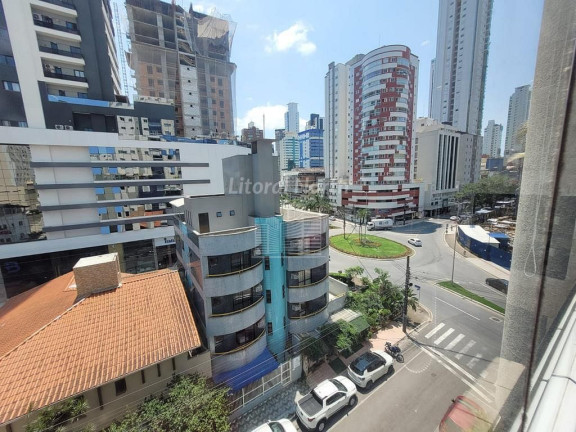 Imagem Apartamento com 3 Quartos à Venda, 227 m² em Centro - Balneário Camboriú