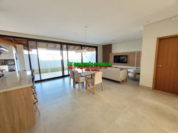 Imagem Casa com 3 Quartos à Venda, 250 m² em Bairro Da Floresta - São José Dos Campos Imagem Casa com 3 Quartos à Venda, 250 m² em Bairro Da Floresta - São José Dos Campos