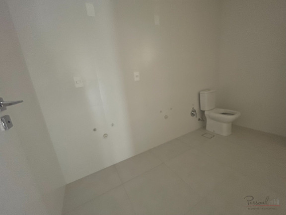 Imagem Apartamento com 6 Quartos à Venda, 333 m² em Jurerê Internacional - Florianópolis Imagem Apartamento com 6 Quartos à Venda, 333 m² em Jurerê Internacional - Florianópolis
