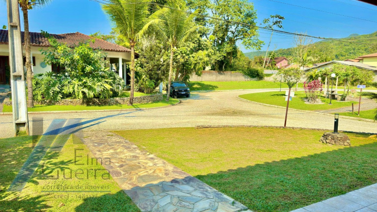 Imagem Casa com 4 Quartos à Venda, 184 m² em Horto Florestal - Ubatuba Imagem Casa com 4 Quartos à Venda, 184 m² em Horto Florestal - Ubatuba