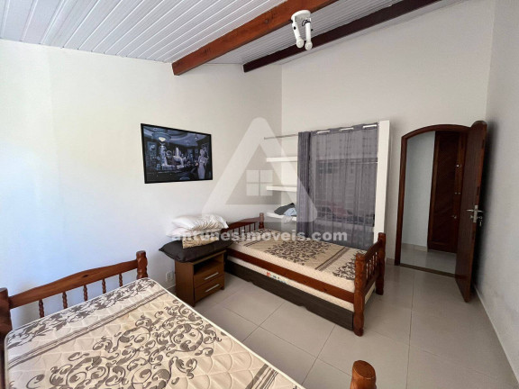 Imagem Casa com 6 Quartos à Venda, 200 m² em Cabo Frio