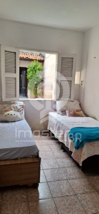 Imagem Casa com 6 Quartos à Venda, 232 m² em José Bonifácio - Fortaleza