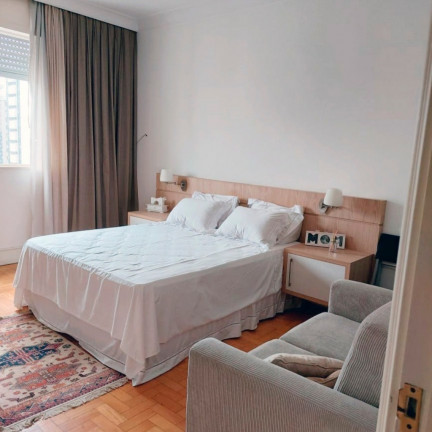 Imagem Imóvel com 3 Quartos à Venda, 270 m² em Moinhos De Vento - Porto Alegre Imagem Imóvel com 3 Quartos à Venda, 270 m² em Moinhos De Vento - Porto Alegre