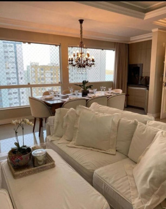 Imagem Apartamento com 3 Quartos à Venda, 120 m² em Centro - Balneário Camboriú