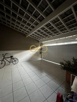 Imagem Casa com 5 Quartos à Venda, 500 m² em Canto Do Forte - Praia Grande Imagem Casa com 5 Quartos à Venda, 500 m² em Canto Do Forte - Praia Grande
