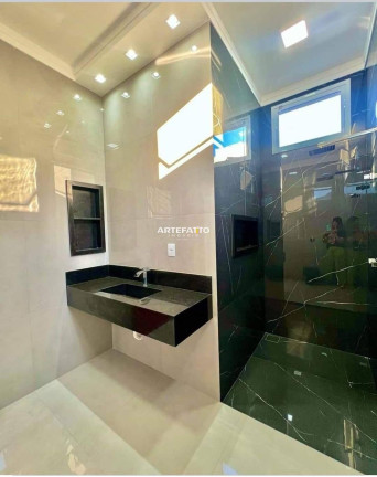 Imagem Casa com 3 Quartos à Venda, 275 m²