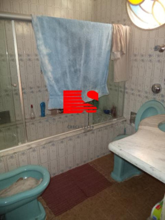 Imagem Casa com 4 Quartos à Venda, 250 m² em Santa Tereza - Belo Horizonte