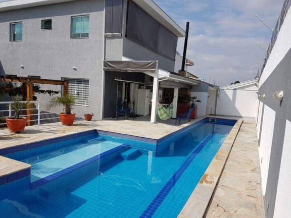 Sobrado com 3 Quartos à Venda, 400 m² em Cecap - Taubaté