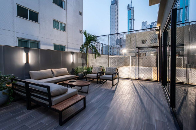 Imagem Apartamento com 4 Quartos à Venda, 147 m² em Pioneiros - Balneário Camboriú Imagem Apartamento com 4 Quartos à Venda, 147 m² em Pioneiros - Balneário Camboriú