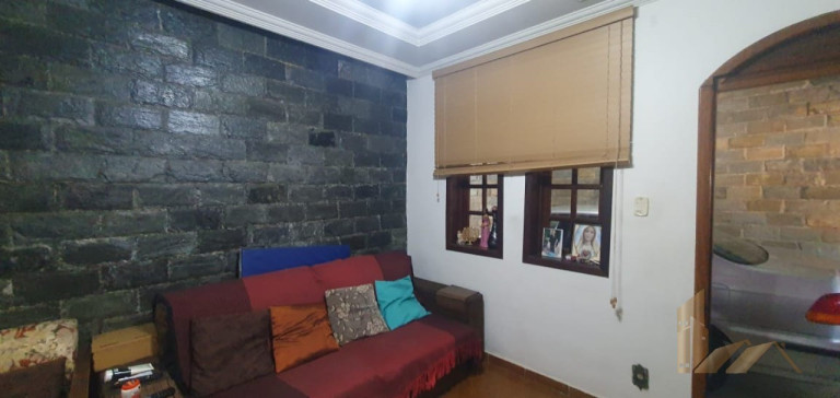 Imagem Casa com 6 Quartos à Venda, 280 m² em Vale Das Amendoeiras - Contagem Imagem Casa com 6 Quartos à Venda, 280 m² em Vale Das Amendoeiras - Contagem