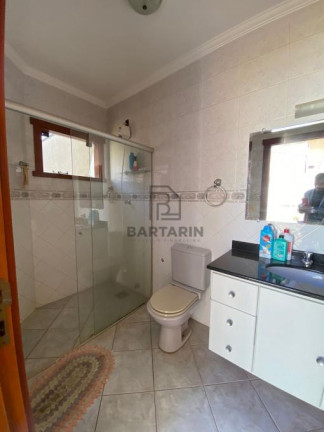 Casa à Venda, 360 m² em Parque Santa Cândida - Araras