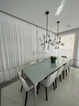 Imagem Apartamento com 3 Quartos à Venda, 140 m² em Centro - Balneário Camboriú Imagem Apartamento com 3 Quartos à Venda, 140 m² em Centro - Balneário Camboriú