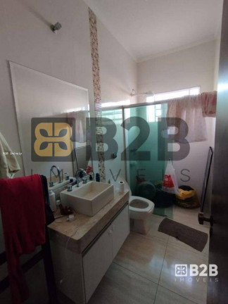 Imagem Casa com 3 Quartos à Venda, 176 m² em Jardim Vânia Maria - Bauru