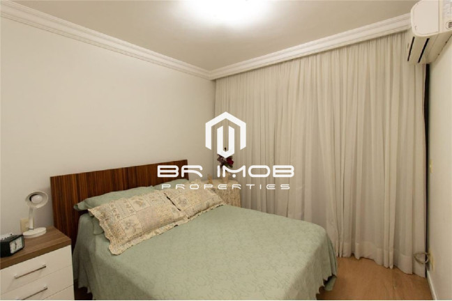 Imagem Imóvel com 3 Quartos à Venda, 155 m² em Campo Belo - São Paulo Imagem Imóvel com 3 Quartos à Venda, 155 m² em Campo Belo - São Paulo