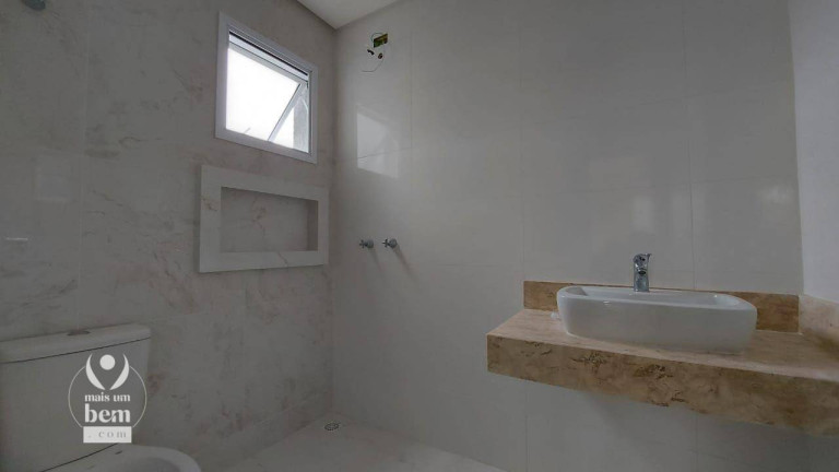 Imagem Sobrado com 3 Quartos à Venda, 141 m² em Uberaba - Curitiba Imagem Sobrado com 3 Quartos à Venda, 141 m² em Uberaba - Curitiba