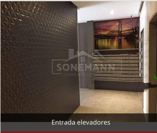 Imagem Sala Comercial à Venda, 34 m² em Centro - Florianópolis Imagem Sala Comercial à Venda, 34 m² em Centro - Florianópolis